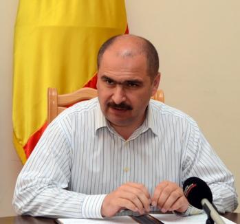 Ilie Bolojan: "Nimeni nu este bătut în cuie în Primăria Oradea"